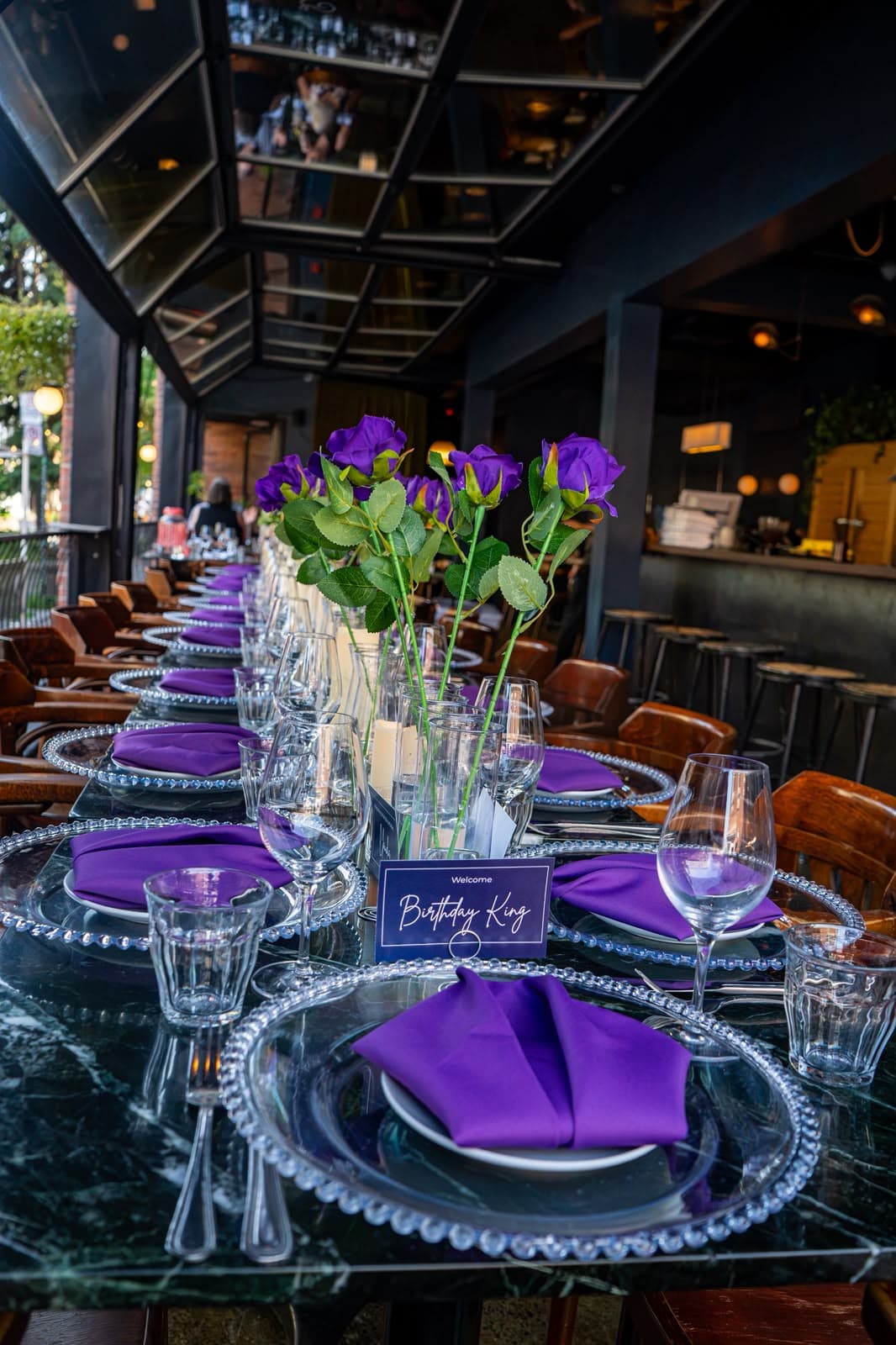 Anniversaire royal en violet